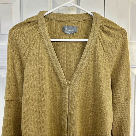 Anthropologie Olive Green V-Neck Snap Front Long Sleeve Top Size XL - Picture 2 of 15